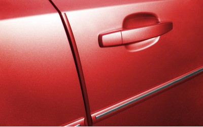 The Benefits of Painted Body Side Moldings with Chrome Insert