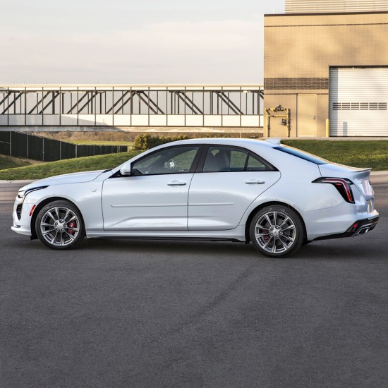 Cadillac CT4 ChromeLine Painted Body Side Molding 2020 - 2025 / CF-CT420 Cadillac CT4 ChromeLine Painted Body Side Molding 2020 - 2025 / CF-CT420