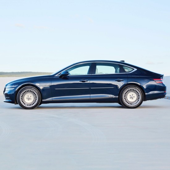 Genesis G80 ChromeLine Painted Body Side Molding 2021 - 2025 / CF-G80-21 Genesis G80 ChromeLine Painted Body Side Molding 2021 - 2025 / CF-G80-21