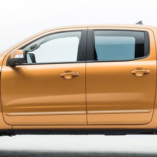 Ford Ranger SuperCrew ChromeLine Painted Body Side Molding 2019 - 2023 / CF-RANGER19-CC | Sportwing Ford Ranger SuperCrew ChromeLine Painted Body Side Molding 2019 - 2023 / CF-RANGER19-CC | Sportwing