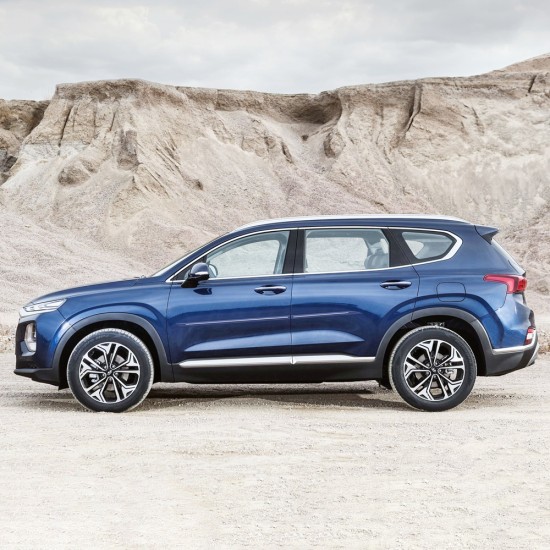 Hyundai Santa Fe ChromeLine Painted Body Side Molding 2019 - 2023 / CF7-SANTA19 (CF7-SANTA19) by www.Sportwing.com Hyundai Santa Fe ChromeLine Painted Body Side Molding 2019 - 2023 / CF7-SANTA19 (CF7-SANTA19) by www.Sportwing.com