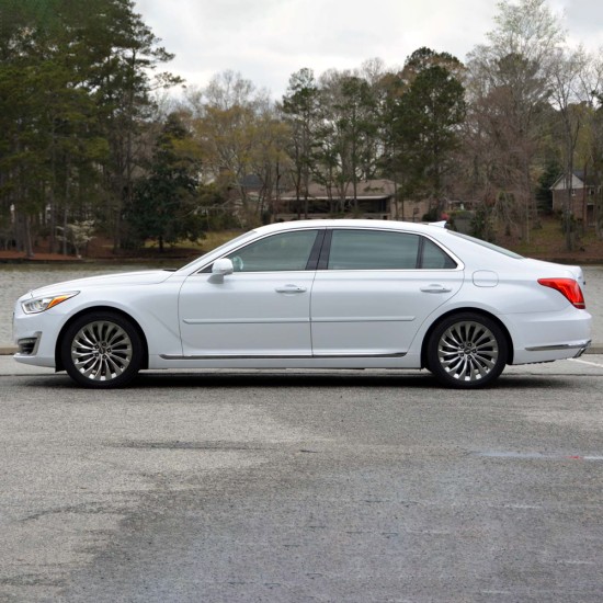 Genesis G90 Painted Body Side Molding 2018 - 2019 / FE-G90-18 (FE-G90-18) by www.Sportwing.com