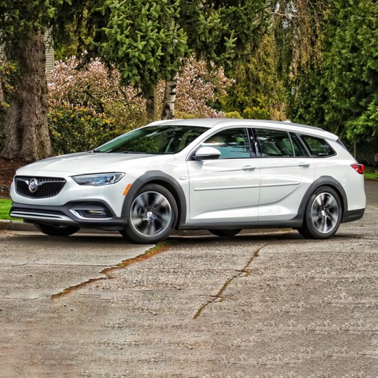 Buick Regal TourX Painted Body Side Molding 2018 - 2021 / FE-REGAL18-TOURX (FE-REGAL18-TOURX) by www.Sportwing.com Buick Regal TourX Painted Body Side Molding 2018 - 2021 / FE-REGAL18-TOURX (FE-REGAL18-TOURX) by www.Sportwing.com
