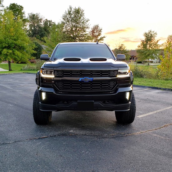 Chevrolet Silverado 1500 Painted Functional Ram Air Hood 2016 - 2018 / RAHSIL16 (RAHSIL16) by www.Sportwing.com