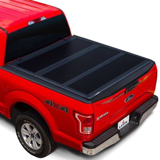 Chevrolet Silverado 5'8” Bed HF350M Folding Tonneau Cover 2014 - 2019 / 631120 Chevrolet Silverado 5'8” Bed HF350M Folding Tonneau Cover 2014 - 2019 / 631120