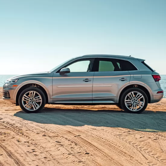  Audi Q5 ChromeLine Painted Body Side Molding 2018 - 2024 / CF-AUDI-Q5-18