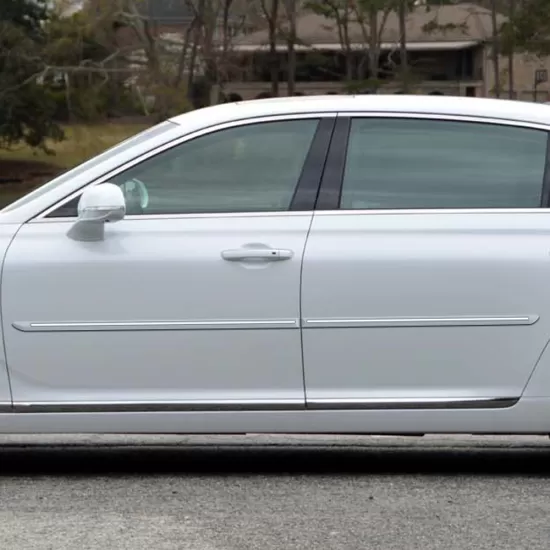 Genesis G90 Painted Body Side Moldings with Chrome Inserts 2018 - 2019