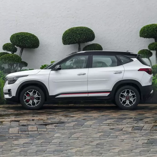  Kia Seltos ChromeLine Painted Body Side Molding 2021 - 2025 / CF7-SELTOS21