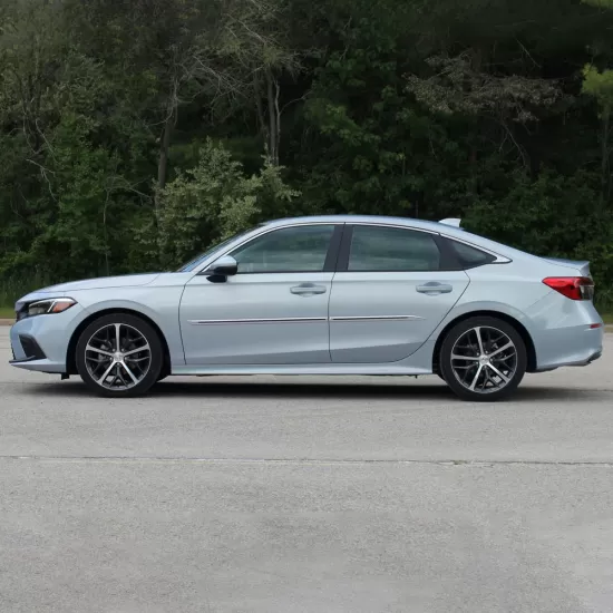  Honda Civic 4 Door Painted Moldings with a Color Insert 2022 - 2025 / CI7-CIV22-4DR | Sportwing