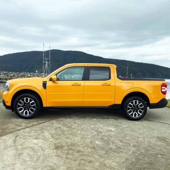  Ford Maverick Painted Body Side Molding 2022 - 2025 / FE-MAVERICK22-HIGH