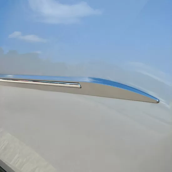 Chevrolet Traverse ChromeLine Painted Body Side Molding 2018 - 2023 / CF7-TRAV18 (CF7-TRAV18) by www.Sportwing.com