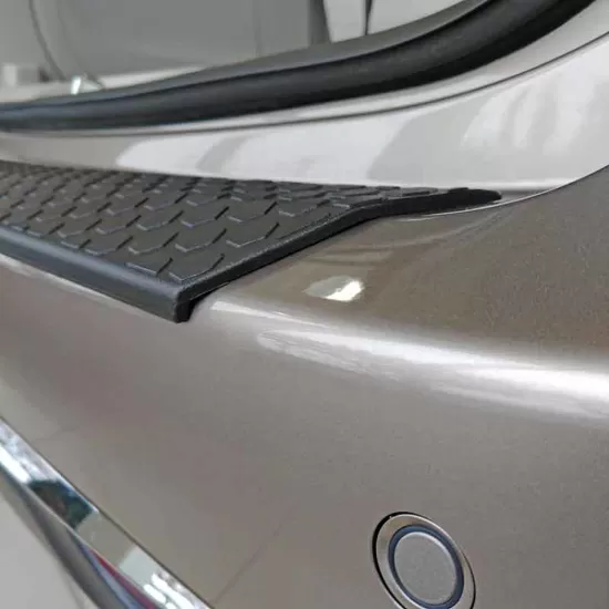  Chrysler Voyager Rear Bumper Protector 2020 - 2026 / RBP-017