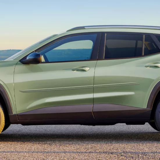 Chevrolet Trax Painted Body Side Moldings 2024 - 2025