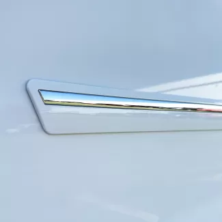 Chevrolet Equinox ChromeLine Painted Body Side Molding 2018 - 2024